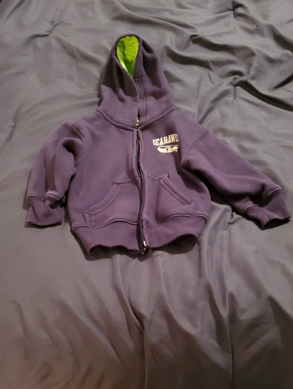 Kids Seahawks Navy Zip-Up Hoodie with Lime Hood Lining